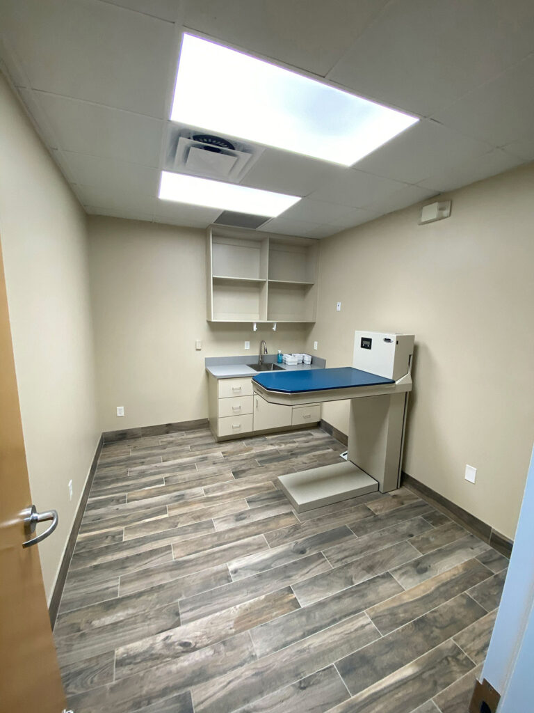 Picture of a finished medical examining room